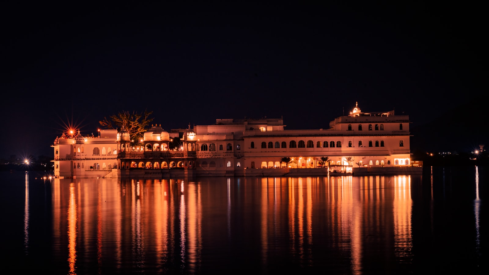 Udaipur City Cabs — taxi tours across Rajasthan